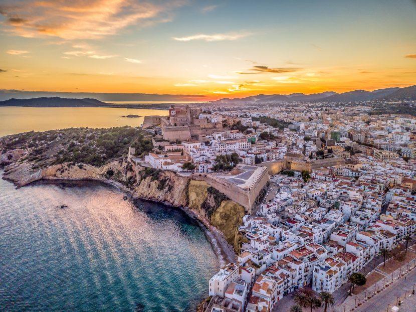 Where to go on vacation: the 25 best destinations for summer 2025